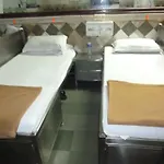 Yadgar Guest House